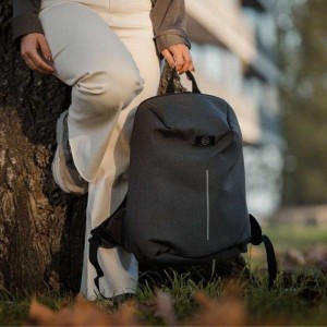 Suggestion de présentation pour le sac à dos iServices Lite Smart Backpack